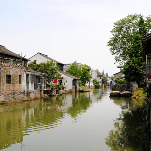 2 Day Private Shanghai Skyline to Watertown & Suzhou Garden - Suzhou’s gardens: three different views of classical design