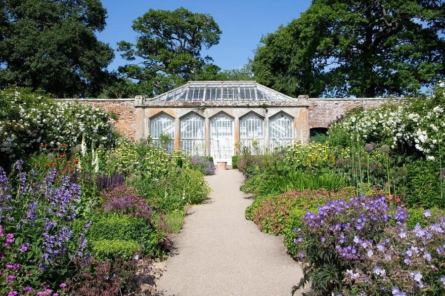 Abbotsford: House, Chapel and Garden Ticket - Pavilion and Furnace House storytelling
