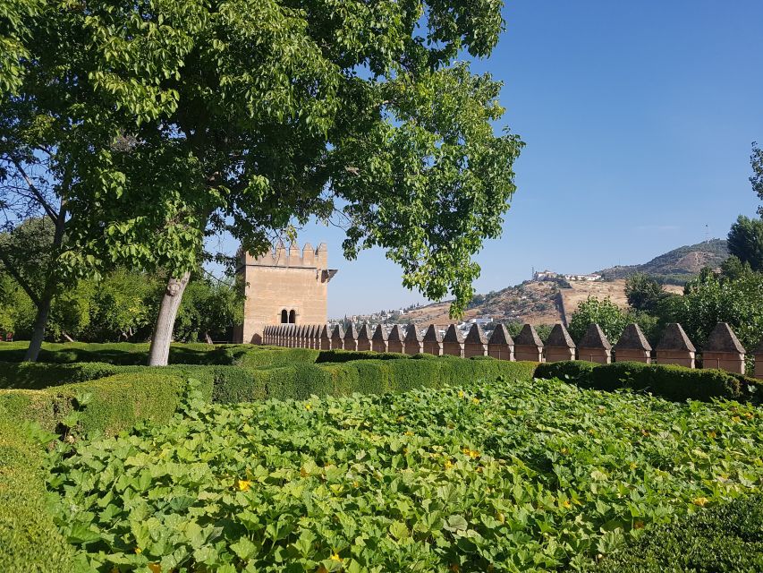Alhambra: Generalife Gardens & Alcazaba Fast-Track Tour - The ticket question: what you actually receive