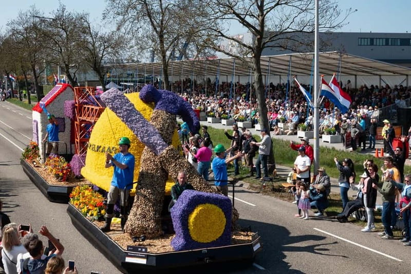 Amsterdam: Day Trip to Flower Parade & Keukenhof on April 18 - Should you book the Flower Parade and Keukenhof day trip?