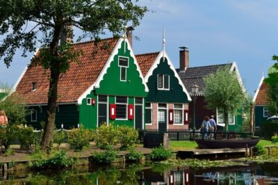 Keukenhof and Zaanse Schans Live Guided Day Tour