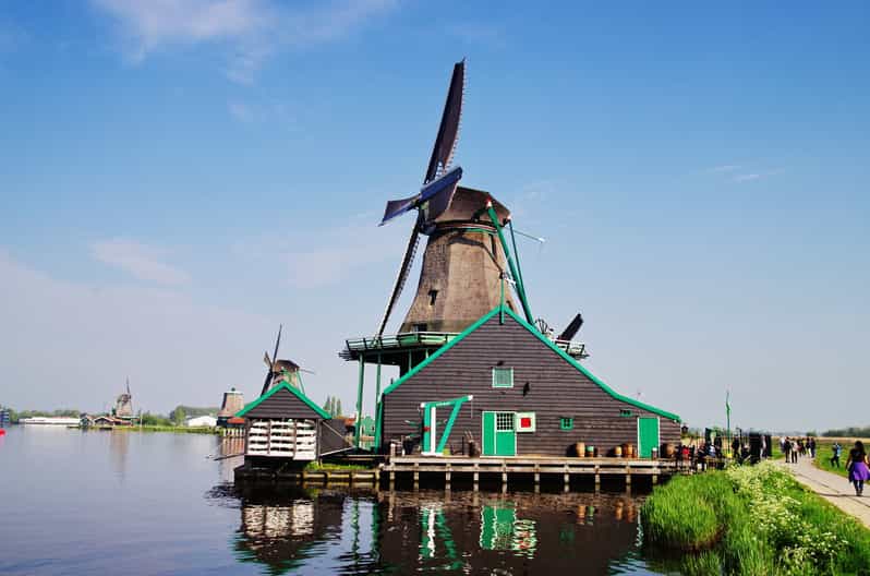 Amsterdam: Keukenhof, Zaanse Schans, and Rotterdam Day Tour - Keukenhof: Millions of Flowers in One Seasonal Visit