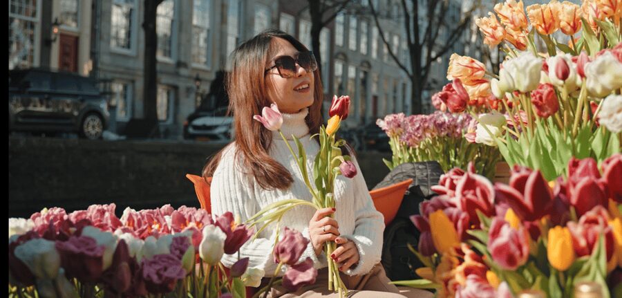 Amsterdam: Premium Tulip Boat Canal Tour - Why the small group matters