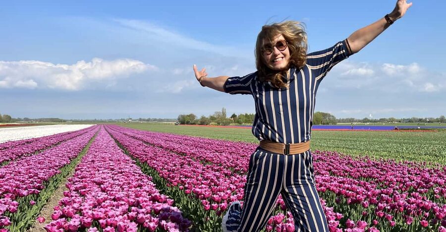 Amsterdam:Private guided Non Touristic Tulip & Windmill tour - Tulip rows and Poldertuin in Anna Paulowna