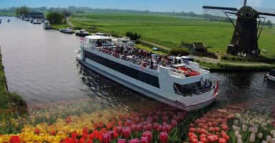 Tour to Keukenhof Gardens with Windmill Cruise