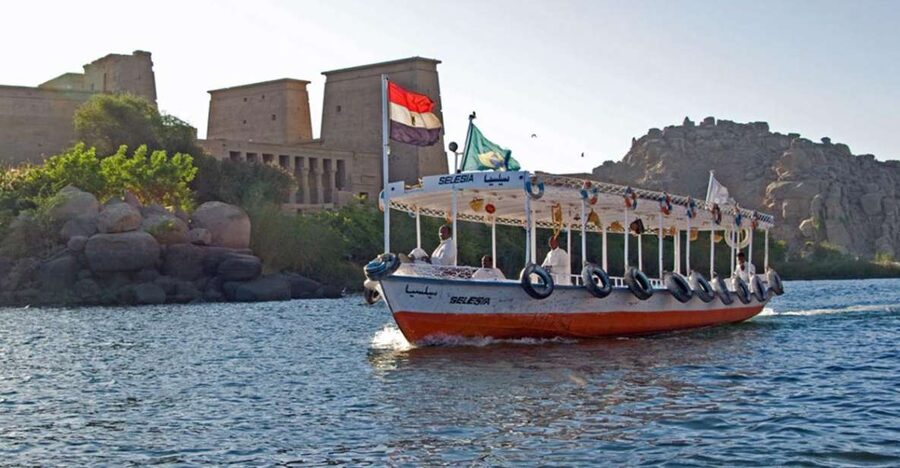 Aswan: Private Nile Boat Cruise and Botanical Garden Visit - Elephantine Island From the Water