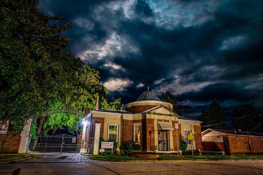 Augusta: Guided Walking Ghost Tour of Garden City - Practical details that affect your evening