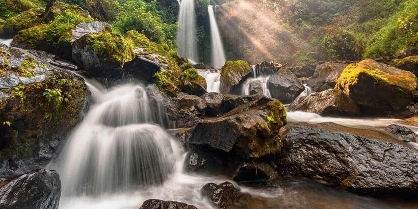 Bali: Secret Garden, Ulun Danu Temple and Waterfall Tour - The early ride to Ulun Danu Beratan