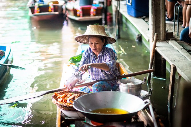 Bangkok Floating Market & Boat Ride to an Orchid Farm - Why Khlong Lat Mayom is worth your morning