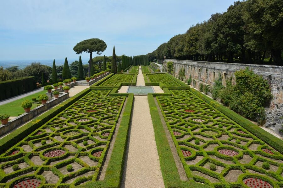 Borgo Laudato Sì - Villa Barberini Gardens - Starting at Via Massimo D’Azeglio