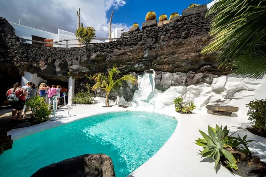Cesar Manrique’s Lanzarote tour with Cactus Garden & LagOmar - What the $73 price includes