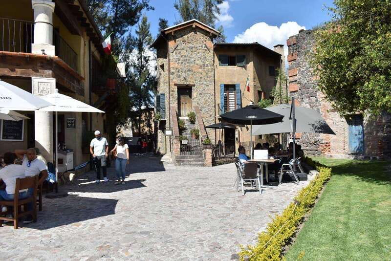 Chautla's Castle, Lavender Farm, and Valquirico Private Tour - The guide can shape the whole day