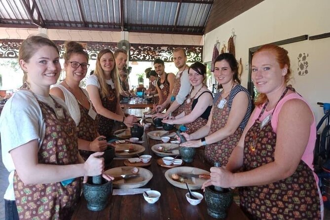 Cooking Evening Class Chiang Mai Visit Organic Garden and Market - Six dishes, one wok, and your own curry paste
