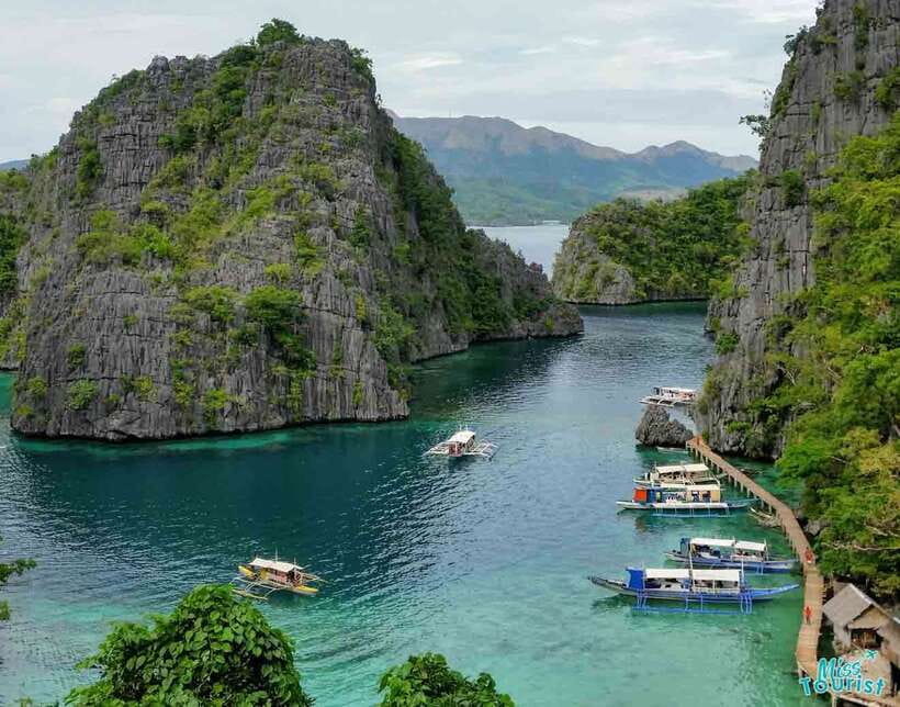 Coron: Barracuda Lake and Reef Garden Tour with Lunch - Reaching Barracuda Lake Through the Rocks