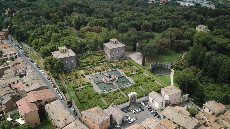 Day trip Frm Rome: Civita di Bagnoregio & Villa Lante Garden - Meeting at Cinecittà makes the countryside easier