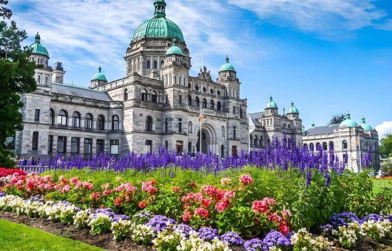 Day Trip from Vancouver to Victoria and Butchart Gardens - Two hours at Butchart Gardens