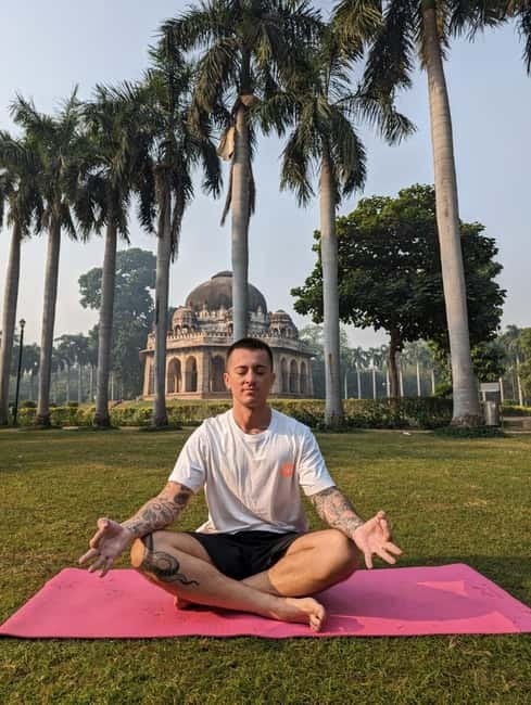 Delhi: Yoga in Lodhi Garden - A Hatha yoga session built around your ability
