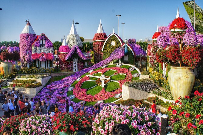 Dubai: Miracle Garden Ticket With Transfer - Inside the garden: flowers built for scale