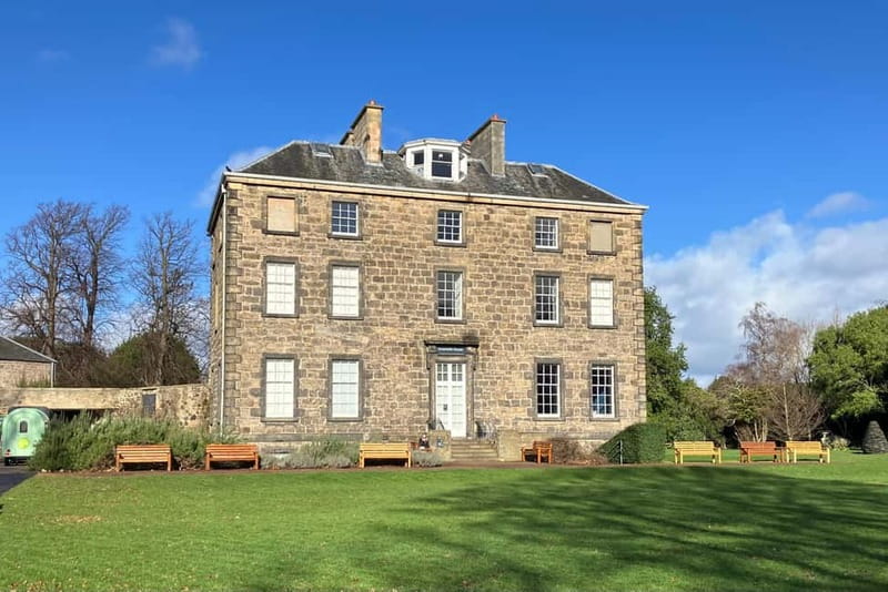 Edinburgh: Walk Dean Village, New Town & Royal Botanics - Why the guide matters on this route