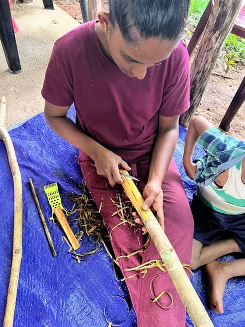 Ella: Cinnamon, Spice Garden & Waterfall tour - The spice garden adds tea, massage, and a shopping question