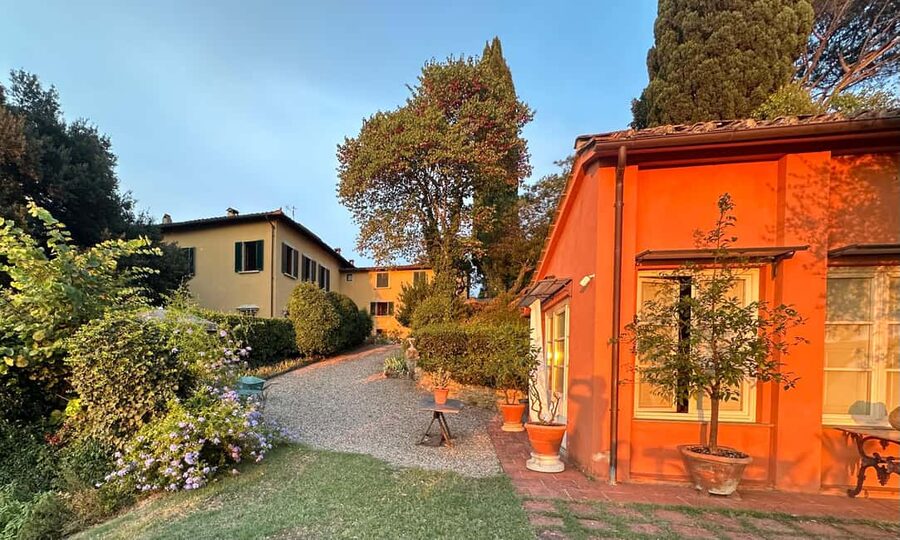Florence: Culinary Experience in a Lemon House with Sunset and Enchanted Garden - A lemon house above Florence, with supper at sunset