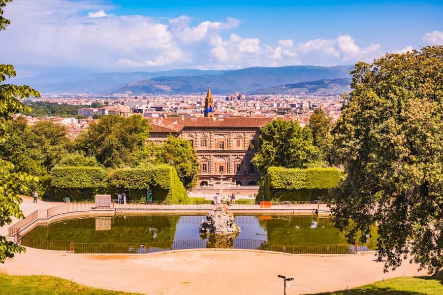Florence: Pitti Palace and Boboli Gardens Guided Tour - The Medici story comes alive through the palace rooms
