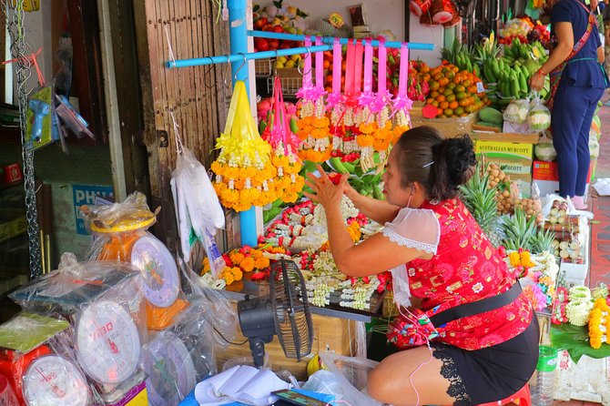Flower Market & Floral Art: Multilingual Private Tour [EN/others] - Santa Cruz Church and the Kudi Chin Quarter