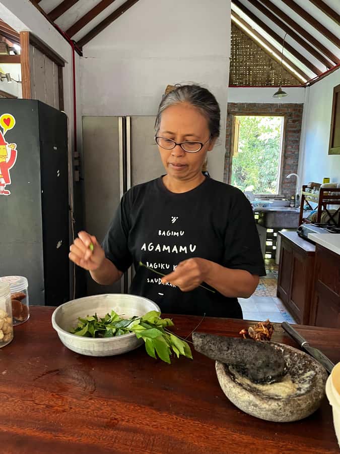 From Garden to Table: Indonesian Cooking Class in Yogyakarta - Comfort, timing, and practical limits