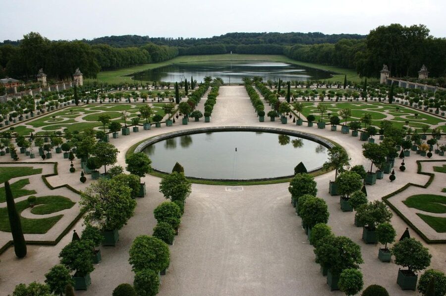 From Paris: Versailles Palace and Gardens Guided Experience - Why the gardens are the heart of this Versailles visit