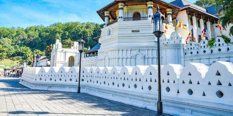 From Sigiriya: Kandy Transfer with Dambulla and Spice Garden - Why this transfer makes sense between Sigiriya and Kandy