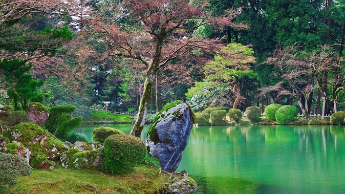 Full-Day Tour from Kanazawa: Samurai, Matcha, Gardens and Geisha - Why this route works so well in Kanazawa