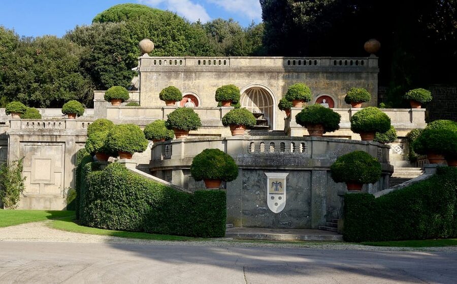 Gandolfo: Castel Gandolfo Papal Villa Gardens Minibus Tour - Lake Albano views and the quieter side of papal life