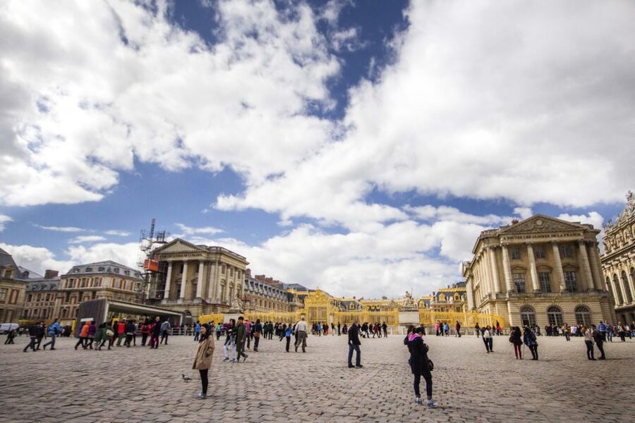 Gardens of Versailles Walking Tour & Palace Entry - Key points to know before booking