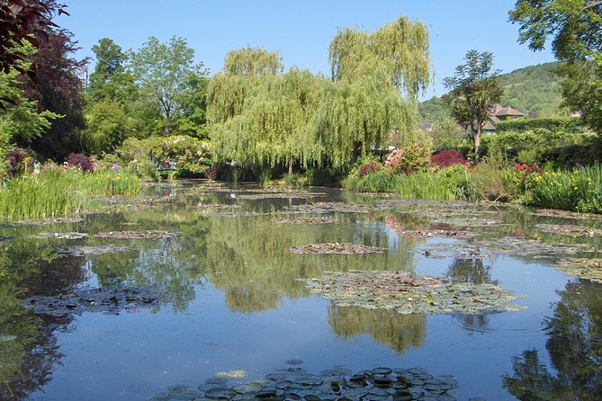 Giverny Half Day Guided Trip with Monet's House & Gardens from Paris by minivan - Why Giverny is worth the half-day trip