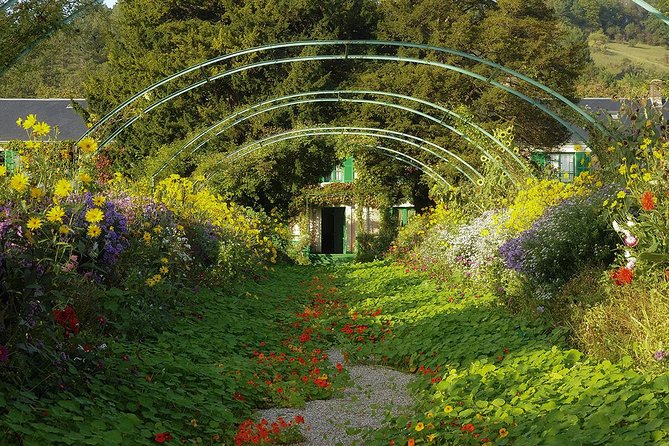 Giverny Half Day Guided Trip with Monet's House & Gardens from Paris by minivan - The Clos Normand flower garden