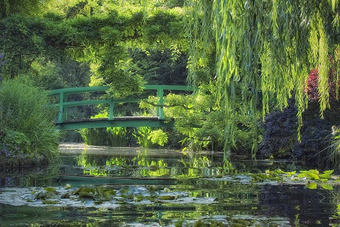 Giverny Half Day Guided Trip with Monet's House & Gardens from Paris by minivan - Is $118.63 a fair price?
