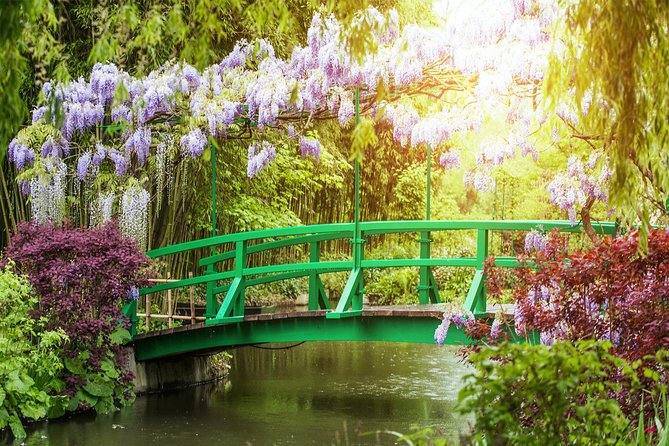 Giverny Monet's Garden & Auvers-sur-Oise with Van Gogh House Full Day From Paris - Key points to know before booking