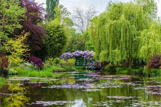 Giverny Monet’s Home and Gardens Half Day Tour from Paris - Key Points at a Glance