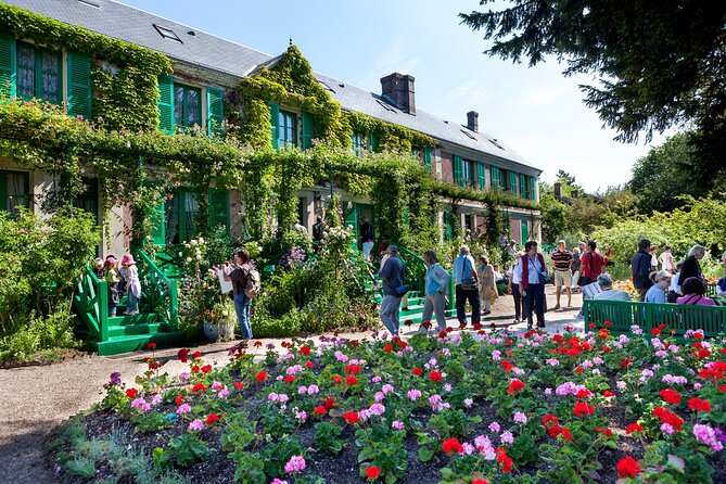 Giverny Monet’s Home and Gardens Half Day Tour from Paris - Who Should Book This Giverny Tour?