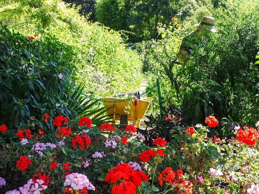 Giverny: Monet's House and Gardens Guided Tour - Who will enjoy this tour most?