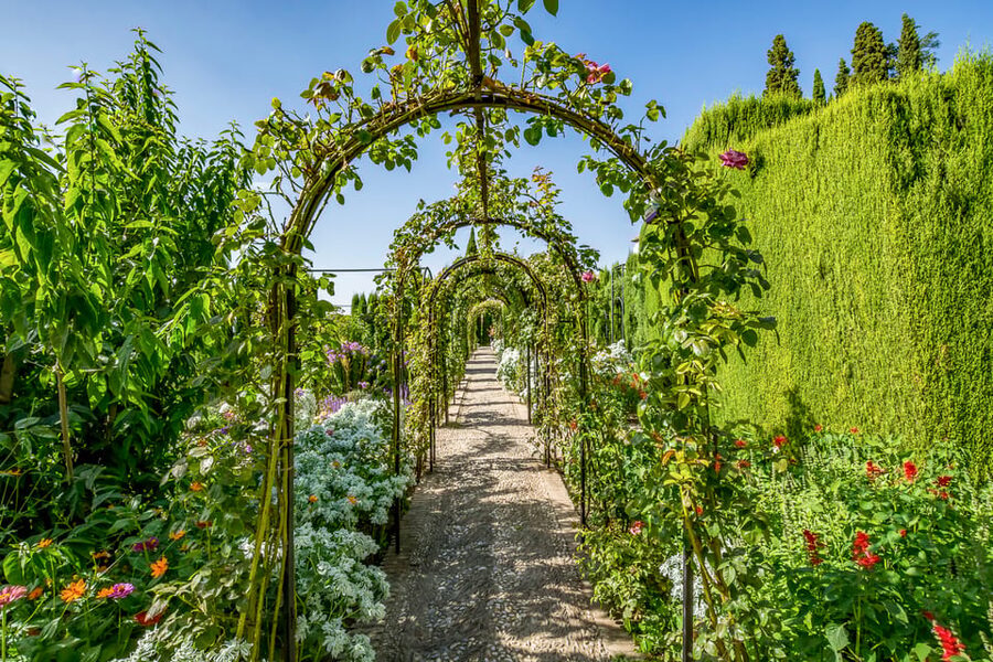 Granada: Alhambra Gardens and Generalife Ticket - Plan for two or three hours, or more