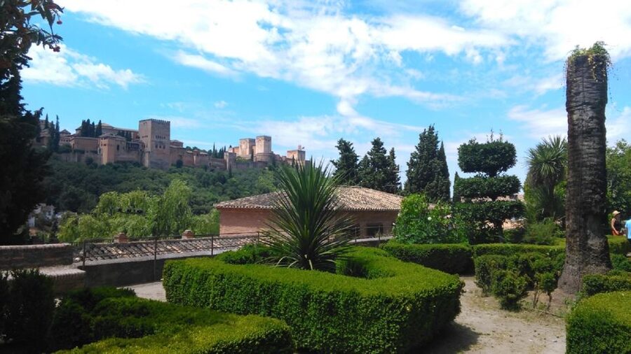 Granada: Alhambra Gardens, Generalife & Alcazaba Guided Tour - Is $58 a fair price?