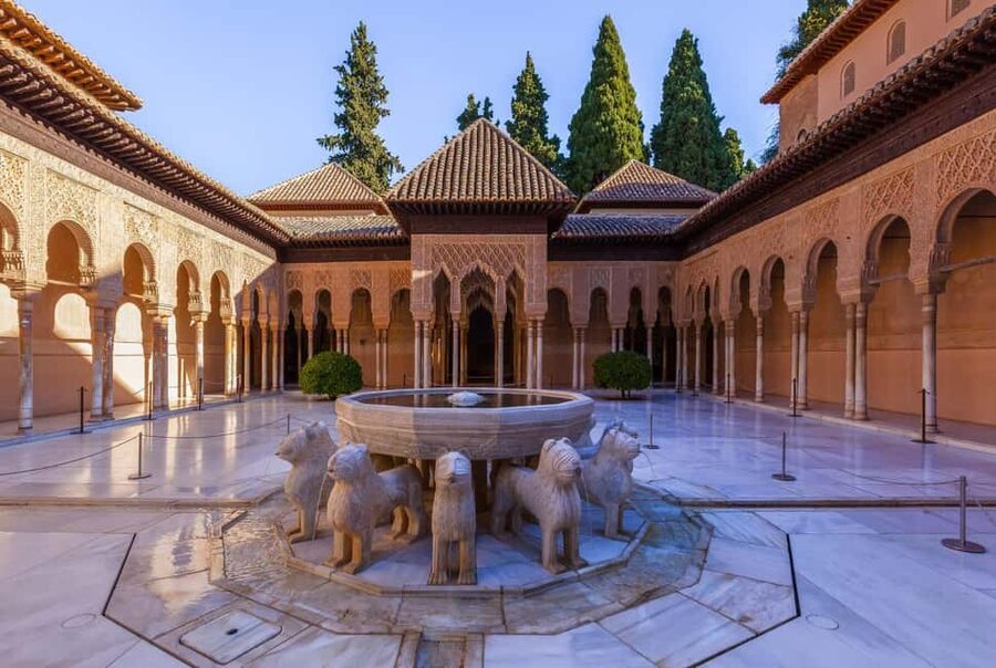 Granada: Alhambra, Nasrid Palaces & Gardens guided Tour - Starting at the Alhambra’s main entrance