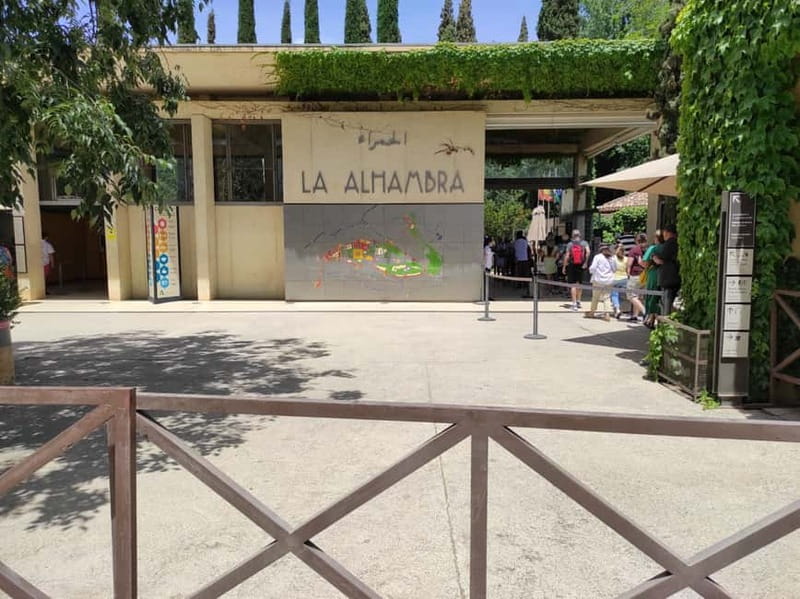 Granada: Gardens of the Alhambra and Generalife Regular Tour - The $51 price and what you receive
