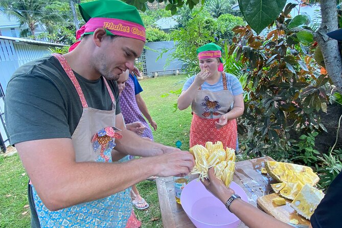 Half day Thai cooking Class + Market tour+Garden tour - Getting there, pickup areas, and the half-day schedule
