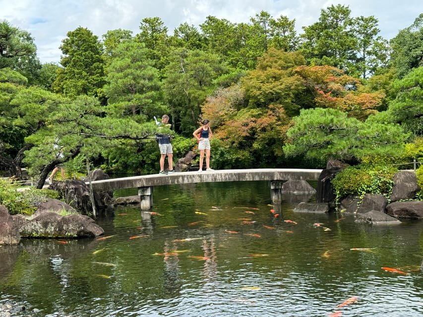 Himeji: Himeji Castle & Kokoen Garden 3.5-Hour Guided Tour - Why Himeji Castle deserves the full afternoon