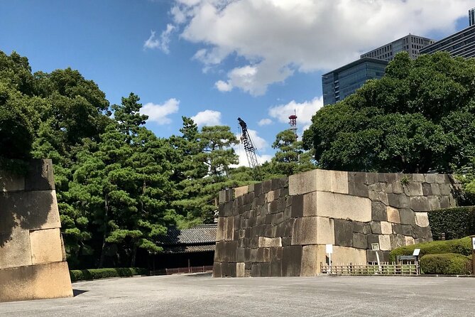 Imperial Palace East Garden and Edo Castle Walking Tour in Tokyo - Walking through the East Gardens of the Imperial Palace