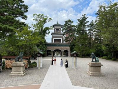 Kanazawa: Samurai, Matcha, Gardens and Geisha Full-Day Tour