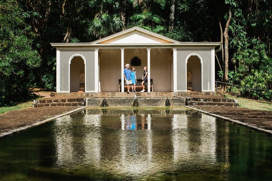 Kauai: Allerton Garden Guided Group Walking Tour - Who should book Allerton Garden?