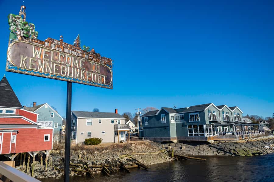 Kennebunkport: A Garden Stroll - Starting near Gibran’s in old Kennebunkport